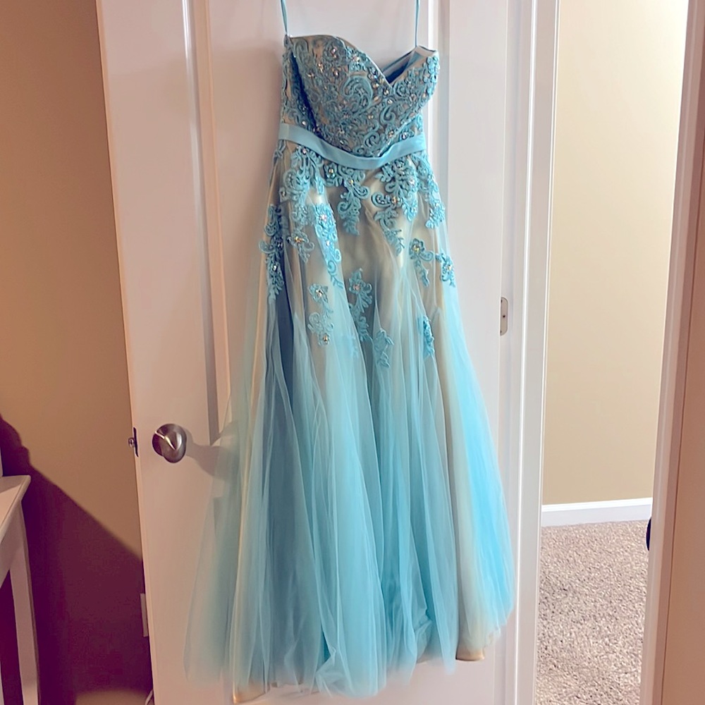 Long strapless prom dress